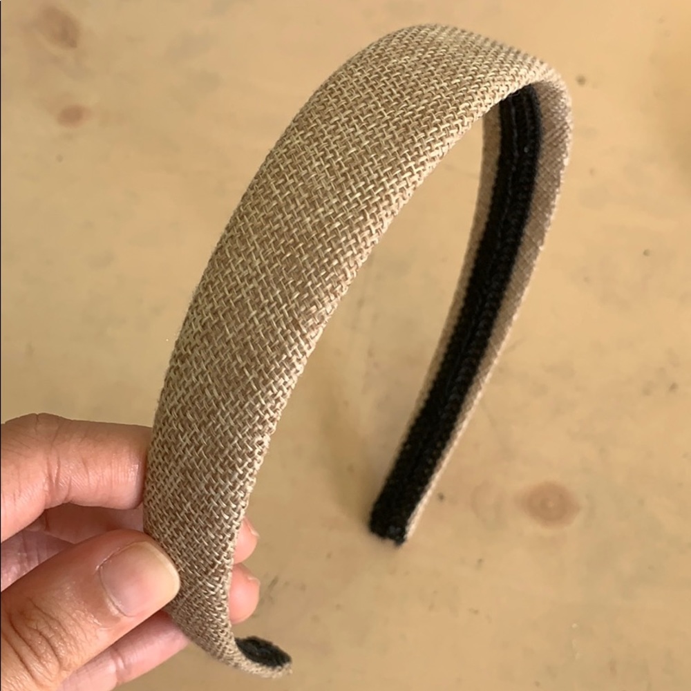 dEliA’s Headband